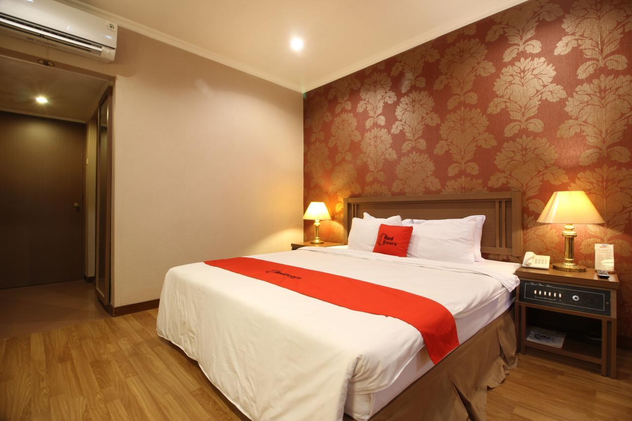 Reddoorz Premium @ Slamet Riyadi 2 Solo Εξωτερικό φωτογραφία